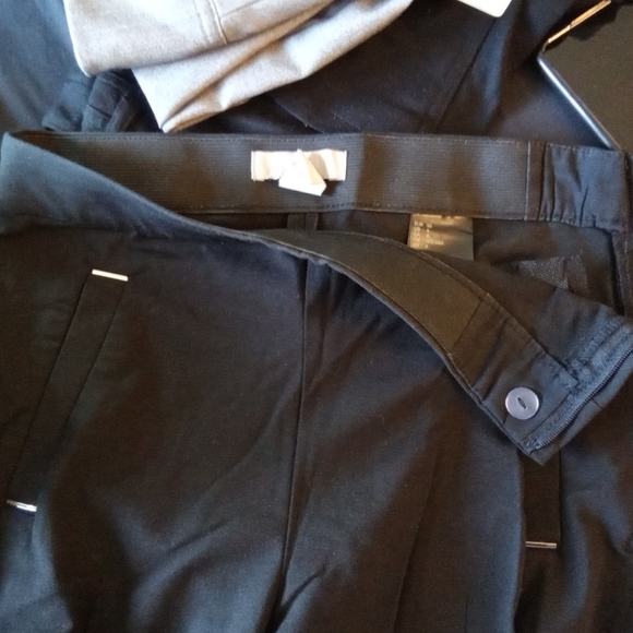 Woman slacks - Picture 2 of 4